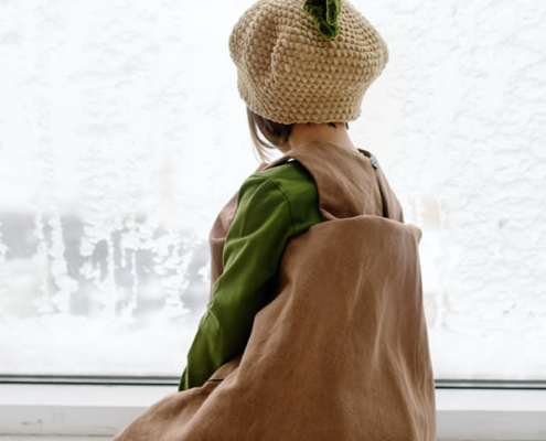 Niña Oda en la ventana, Adax radiadores